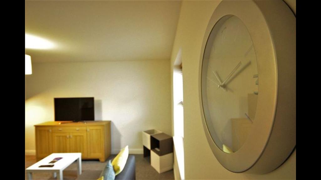Kings Court Apartment كينغستون أبون هول المظهر الخارجي الصورة